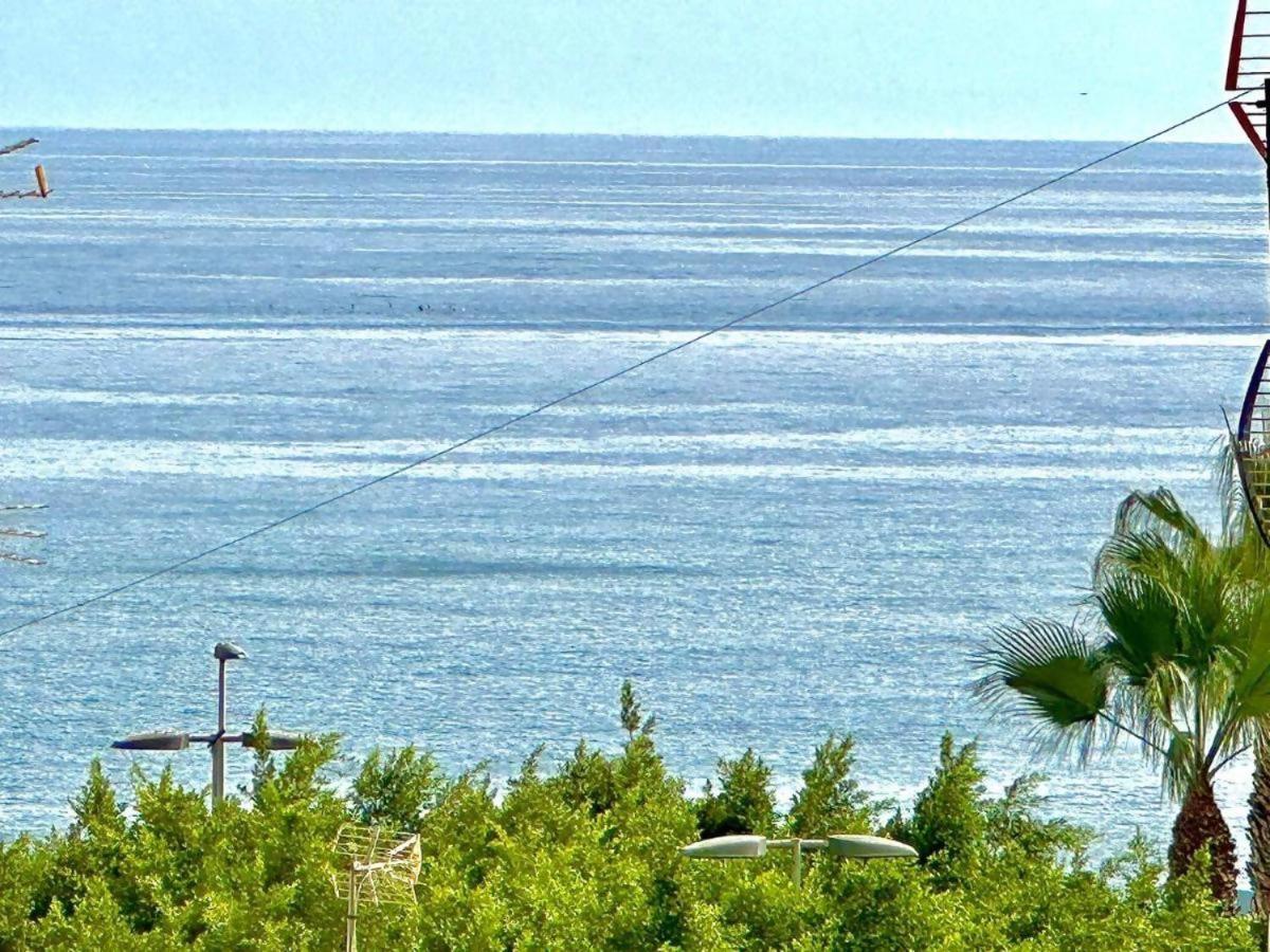 Casaflex, Bonito Atico En El Rincon De La Victoria Daire Dış mekan fotoğraf